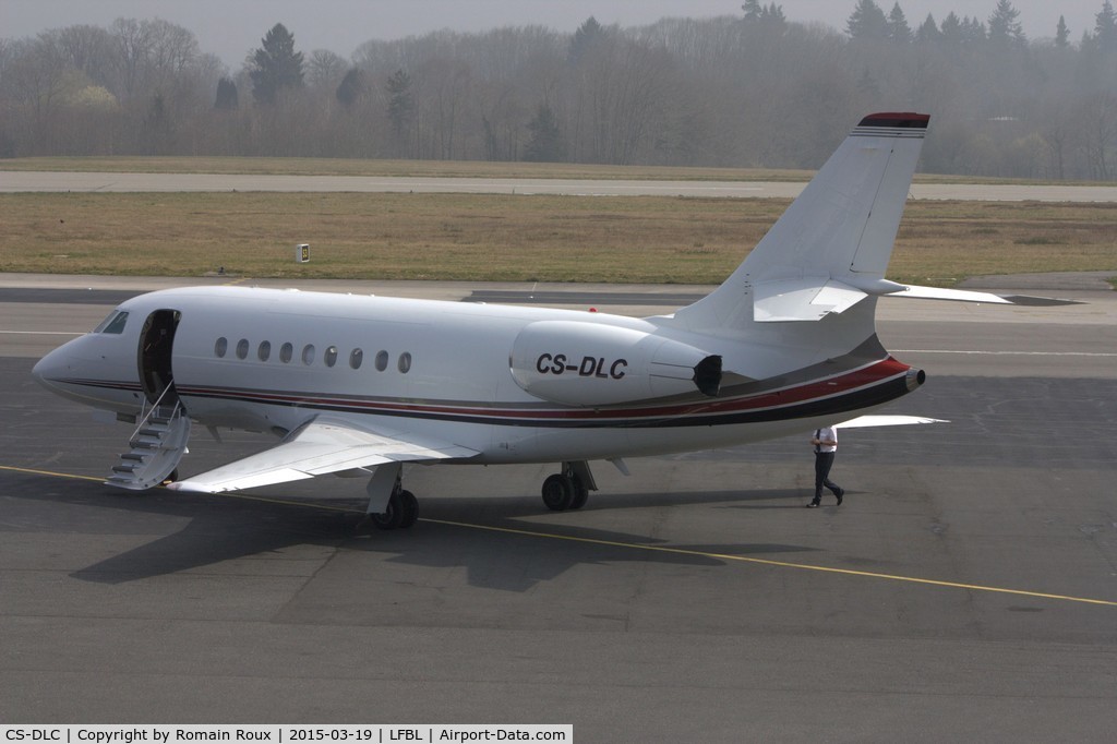 CS-DLC, 2006 Dassault Falcon 2000EX C/N 98, Parked from Sion
