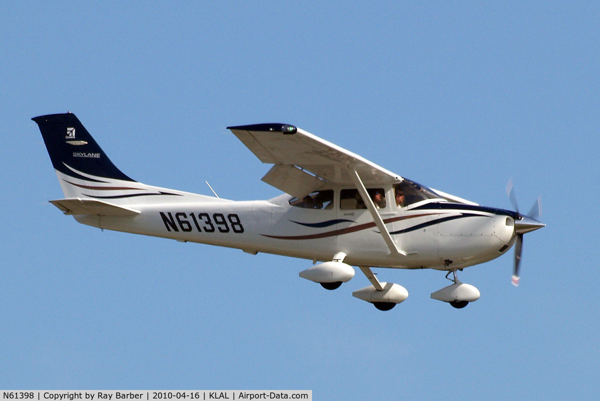 N61398, 2008 Cessna 182T Skylane C/N 18282066, Cessna 182T Skylane [182-82066] Lakeland-Linder~N 16/04/2010