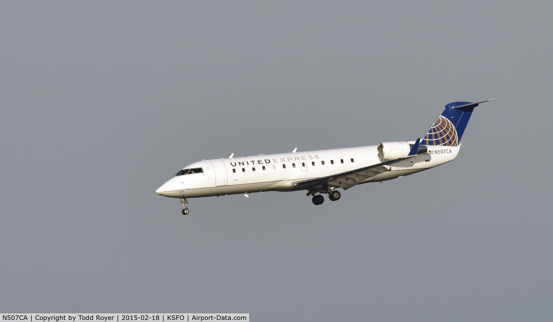 N507CA, 2003 Bombardier CRJ-200ER (CL-600-2B19) C/N 7796, Landing at SFO