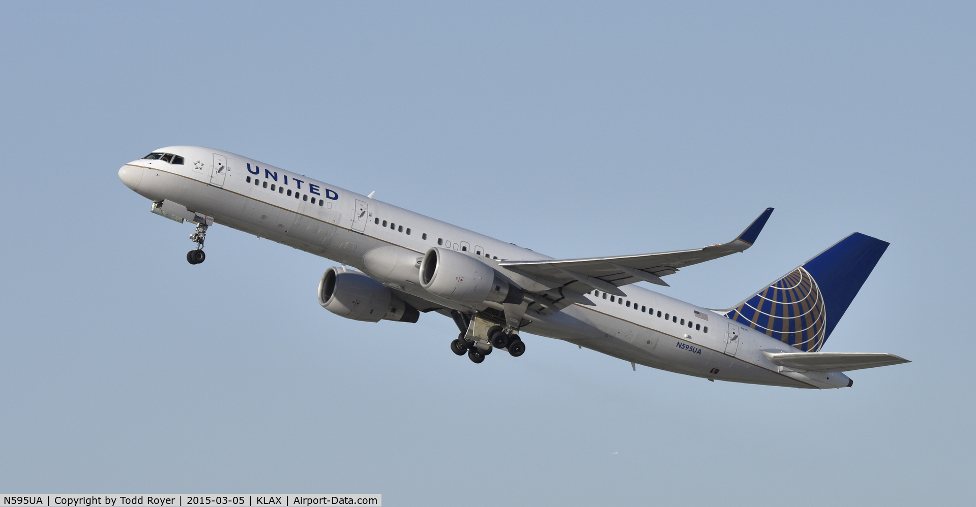 N595UA, 1998 Boeing 757-222 C/N 28748, Departing LAX on 25R