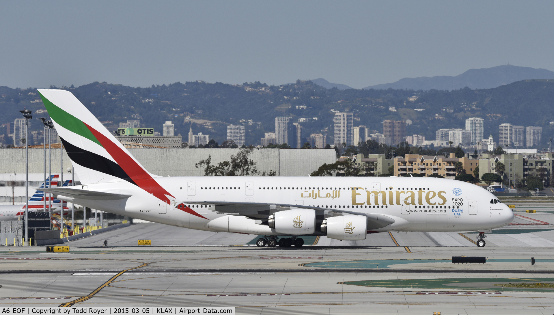 A6-EOF, 2014 Airbus A380-861 C/N 171, Taxiing to gate at LAX