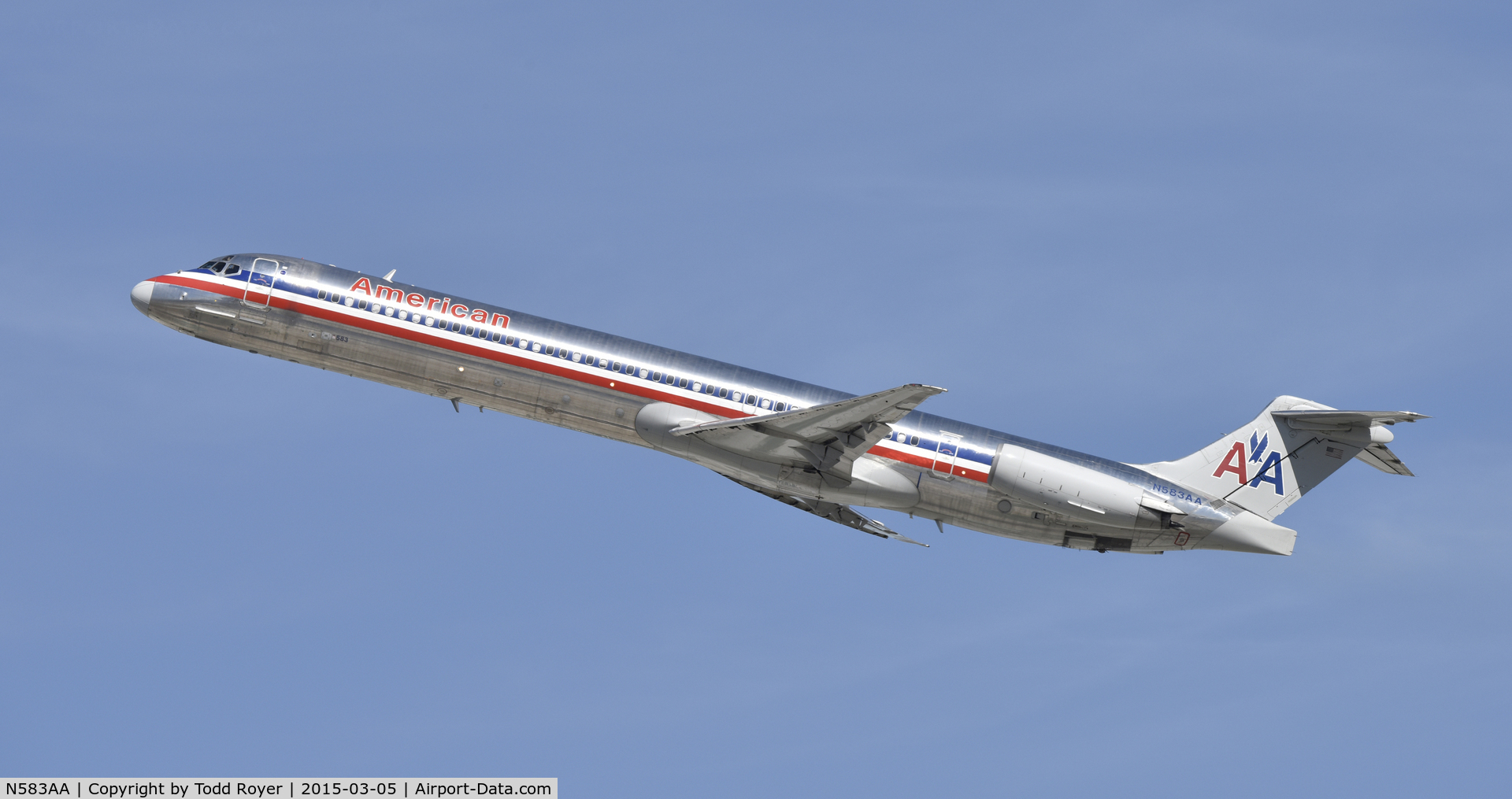 N583AA, 1991 McDonnell Douglas MD-82 (DC-9-82) C/N 53160, Departing LAX on 25R