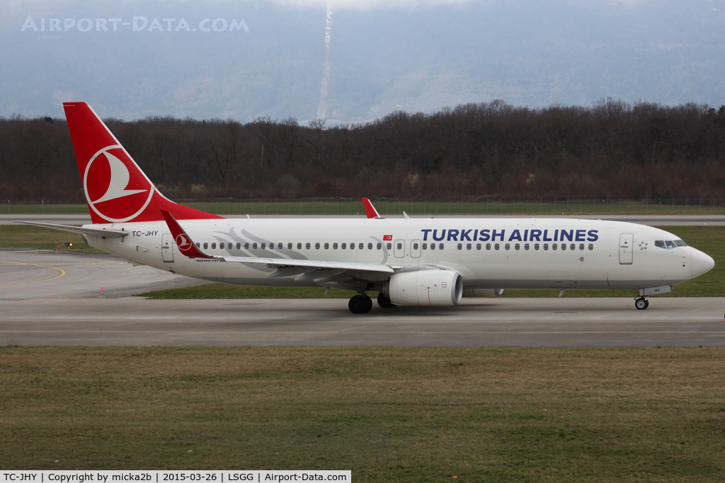 TC-JHY, 2014 Boeing 737-8F2 C/N 42003, Taxiing