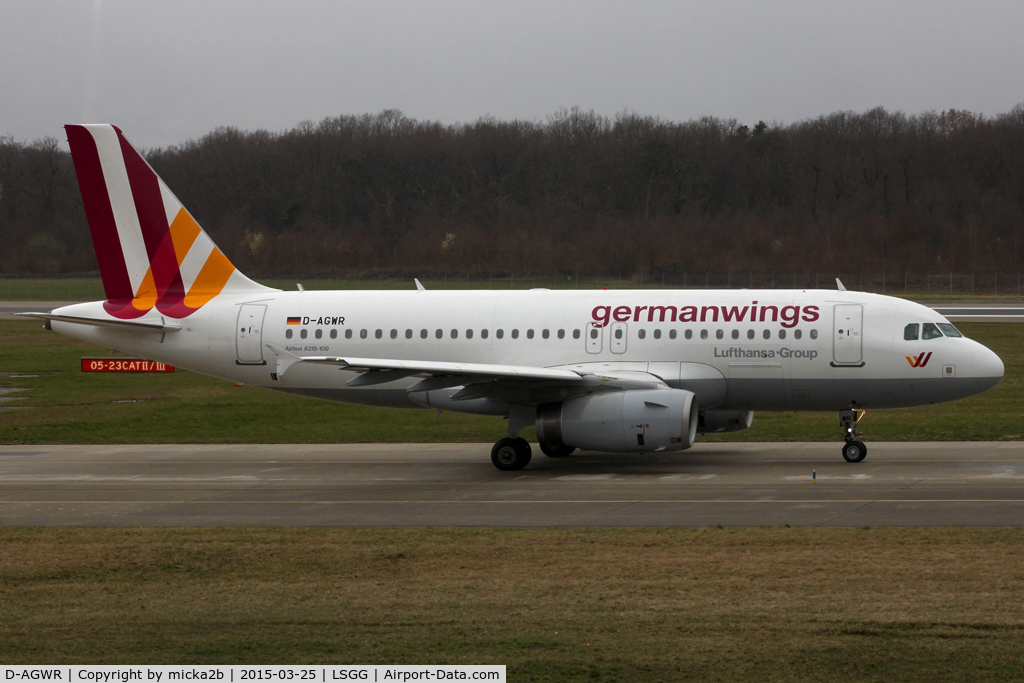 D-AGWR, 2010 Airbus A319-132 C/N 4285, Taxiing