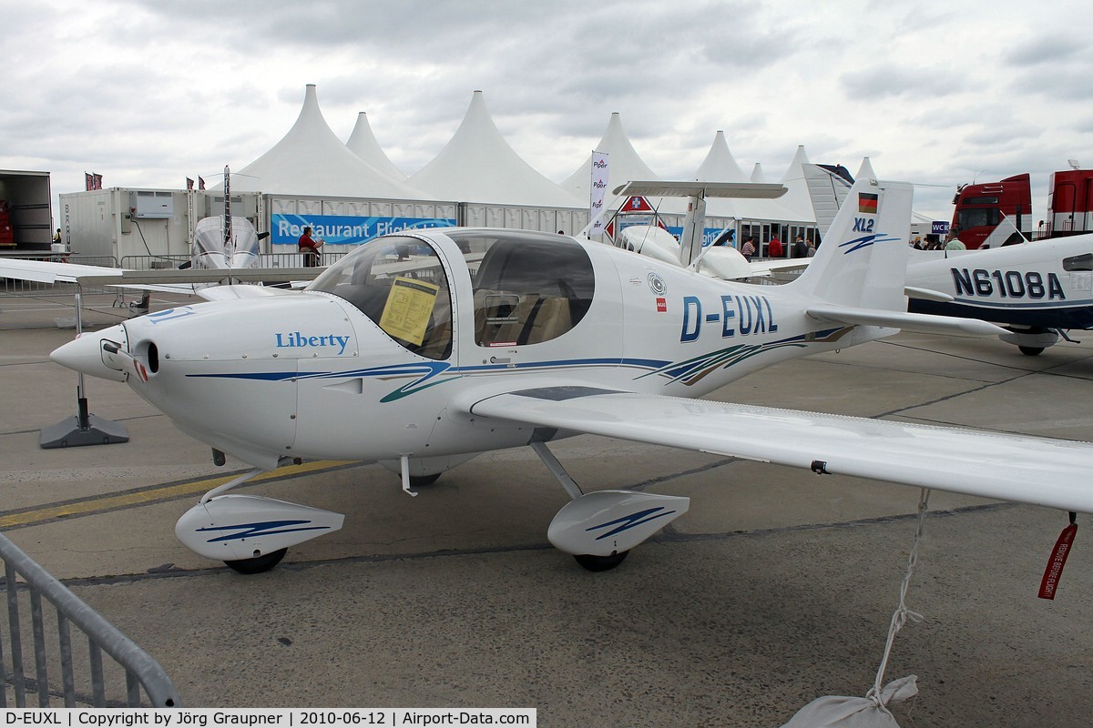 D-EUXL, Liberty XL2 C/N 0047, ILA 2010