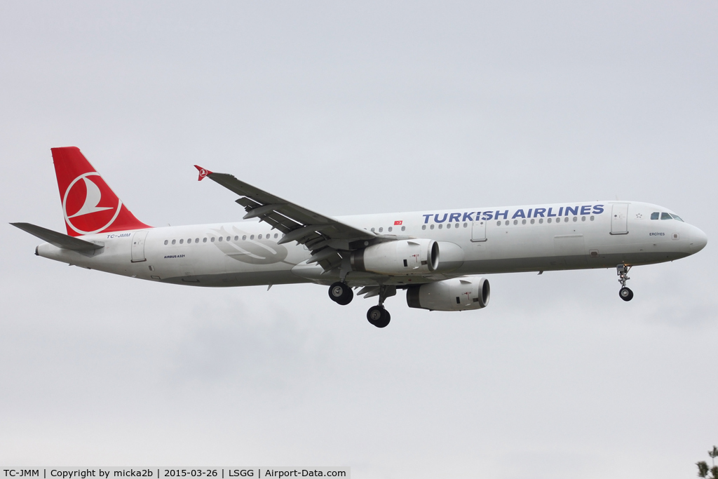 TC-JMM, 2006 Airbus A321-232 C/N 2916, Landing