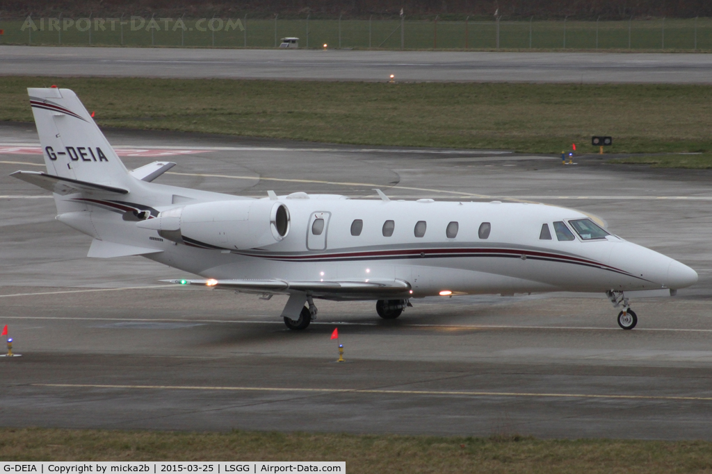 G-DEIA, 2012 Cessna 560XL Citation XLS+ C/N 560-6119, Taxiing