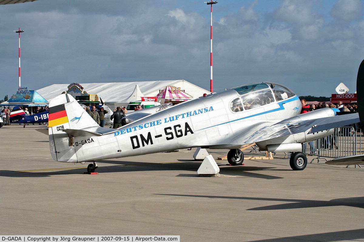 D-GADA, Let Ae-145 Super Aero 145 C/N 15-018, Hamburg Airport Days
