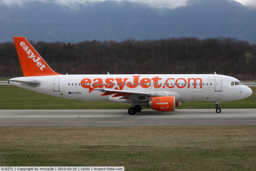 G-EZTL, 2009 Airbus A320-214 C/N 4012, Taxiing