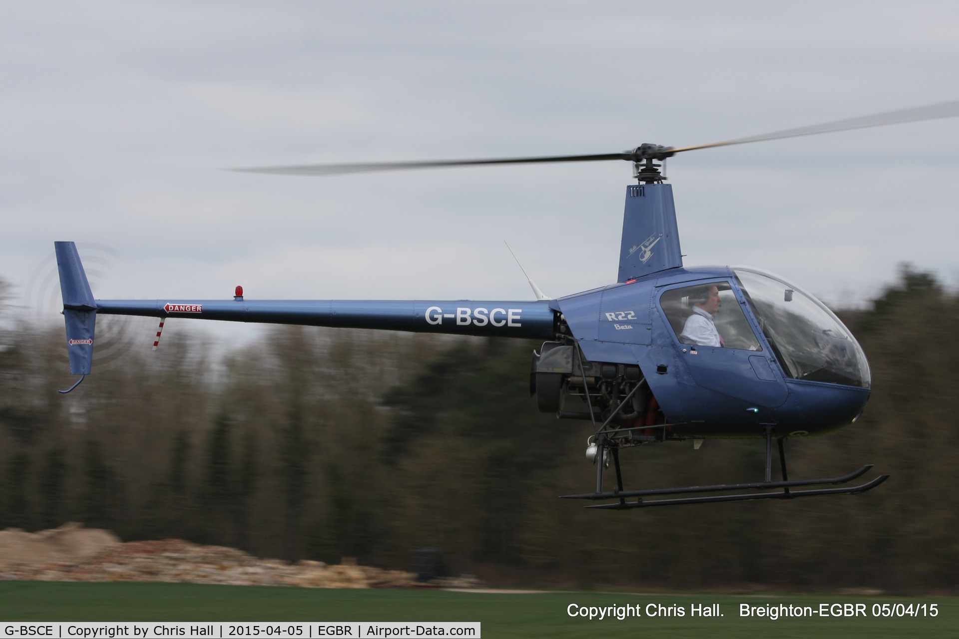 G-BSCE, 1989 Robinson R22 Beta C/N 1245, at the Easter Homebuilt Aircraft Fly-in