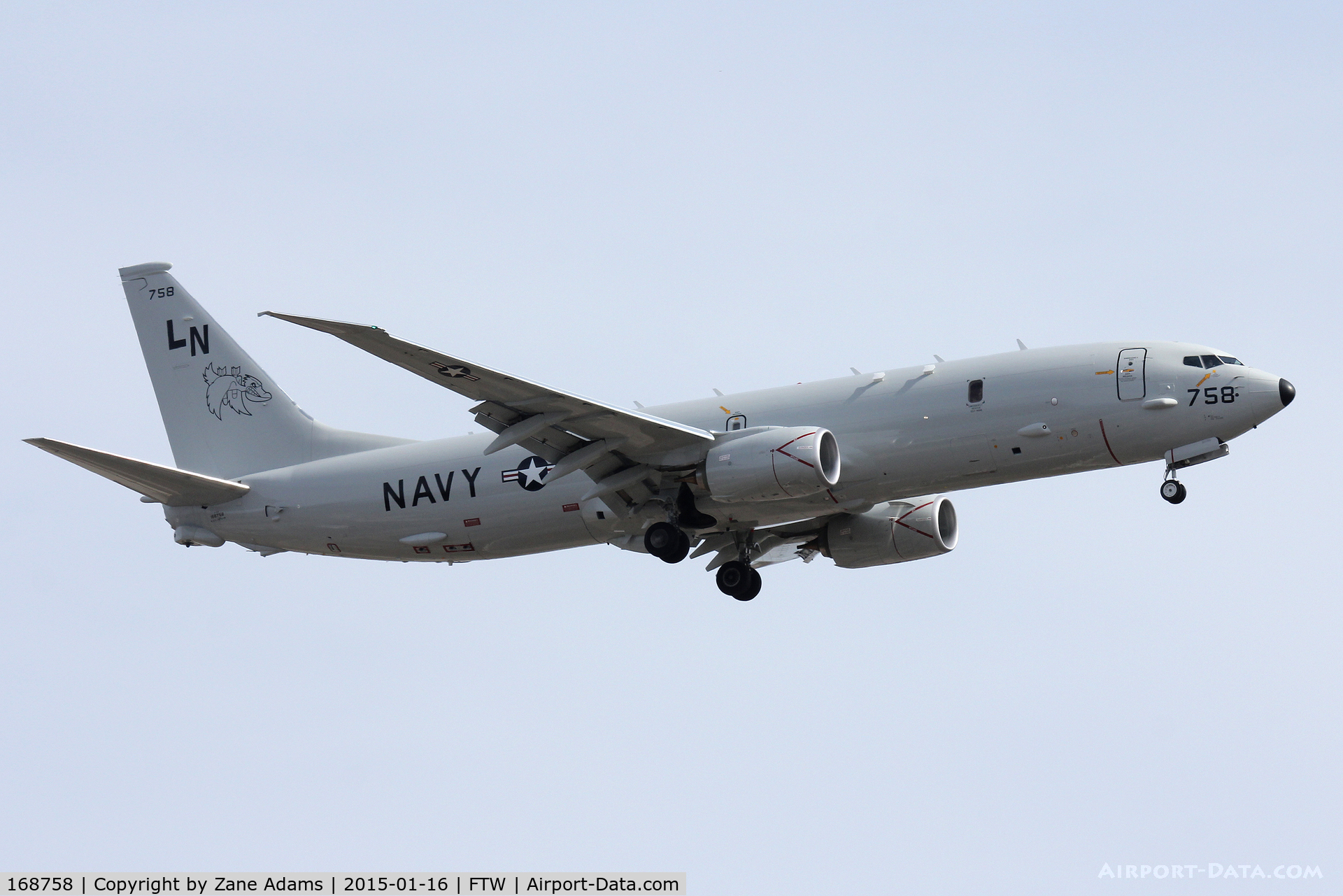 168758, 2014 Boeing P-8A Poseidon C/N 42254, US Navy P-8 landing at Navy Fort Worth