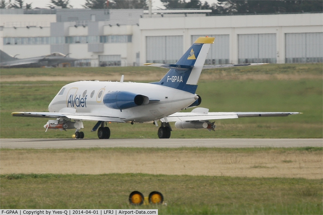 F-GPAA, 1967 Dassault Falcon (Mystere) 20C C/N 103, Dassault Falcon 20C, Take off Rwy 08, Landivisiau Naval Air Base (LFRJ)