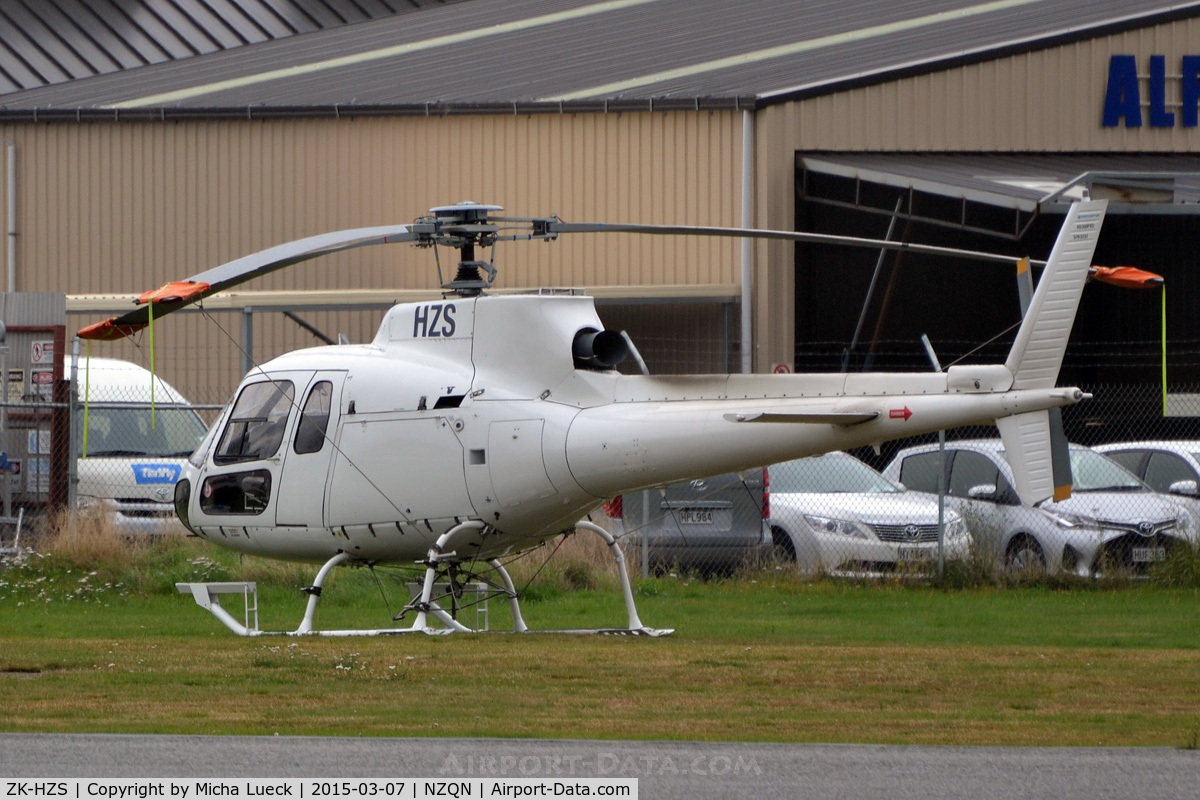 ZK-HZS, Eurocopter AS-350BA Ecureuil Ecureuil C/N 2237, At Queenstown
