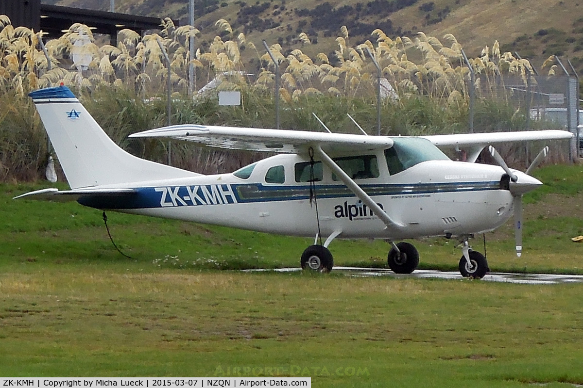 ZK-KMH, Cessna TU206G Turbo Stationair Turbo Stationair C/N U20604075, At Queenstown
