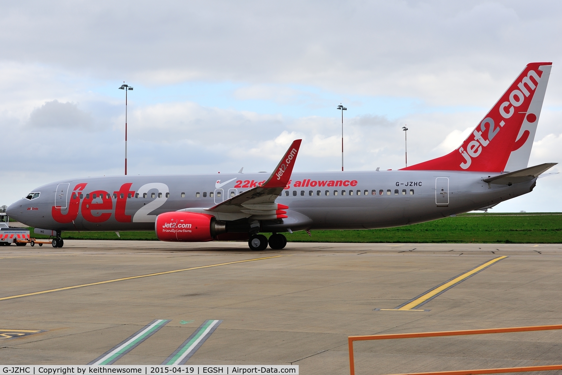 G-JZHC, 2000 Boeing 737-8K5 C/N 30593, Arrived at Norwich for maintenance.