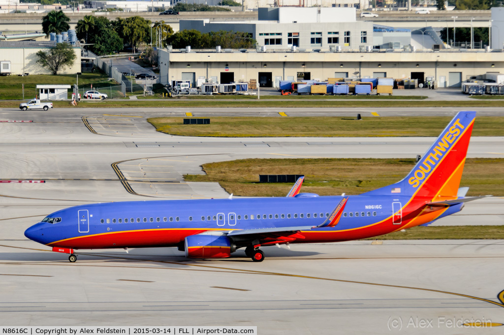 N8616C, 2013 Boeing 737-8H4 C/N 36914, Ft. Lauderdale