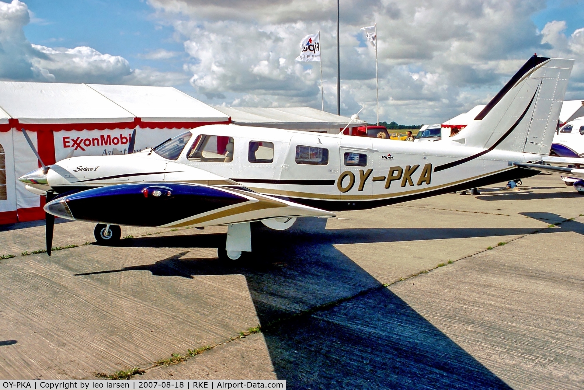 OY-PKA, 2007 Piper PA-34-220T Seneca V C/N 3449352, Roskilde Air Show 18.8.07