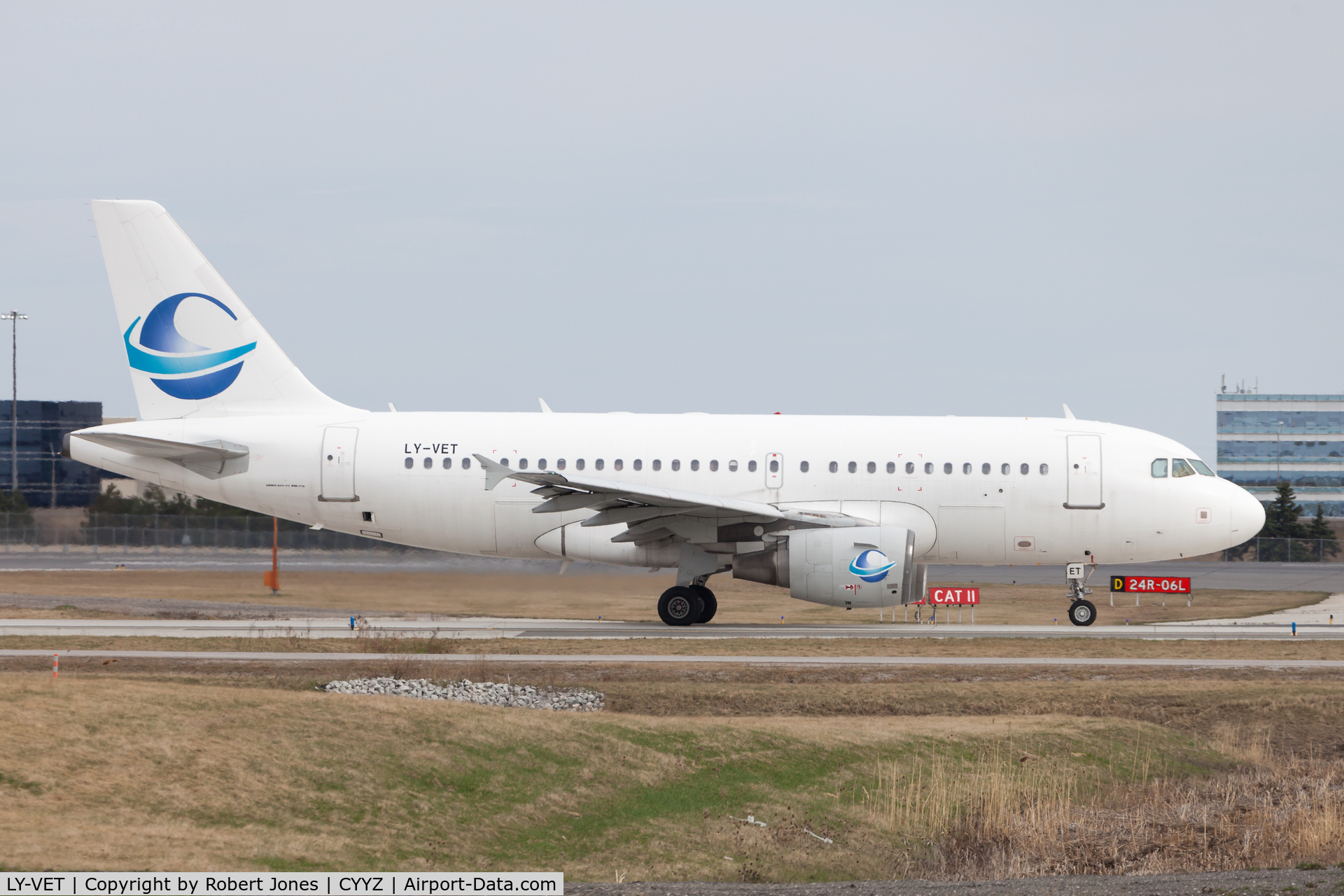 LY-VET, 2002 Airbus A319-112 C/N 1778, At Toronto Pearson