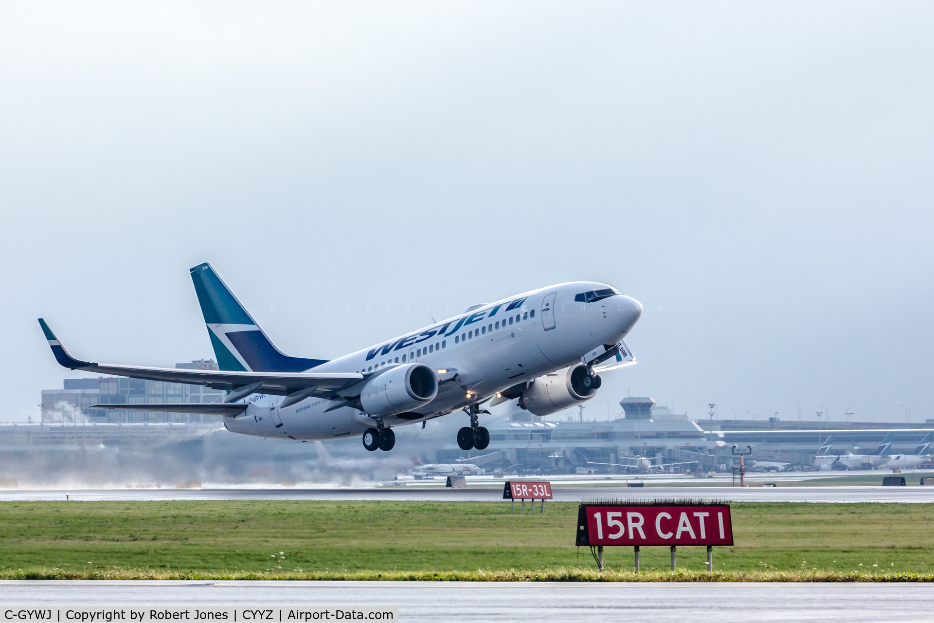 C-GYWJ, 2006 Boeing 737-7CT C/N 32772, At Toronto Pearson