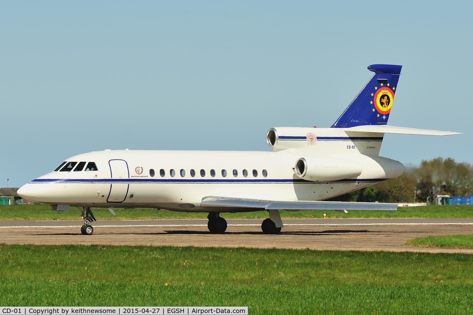 CD-01, 1991 Dassault Falcon 900B C/N 109, Leaving Norwich.