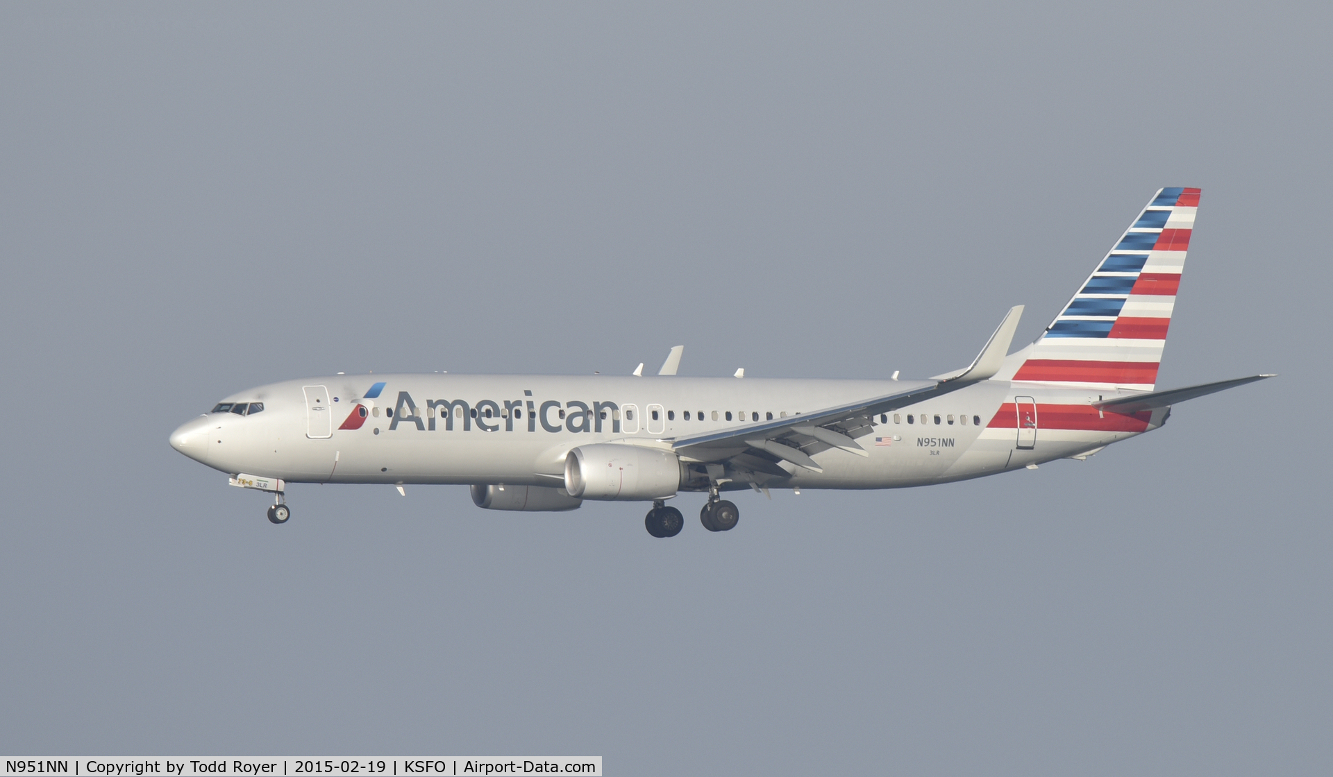 N951NN, 2014 Boeing 737-823 C/N 33327, Landing at SFO