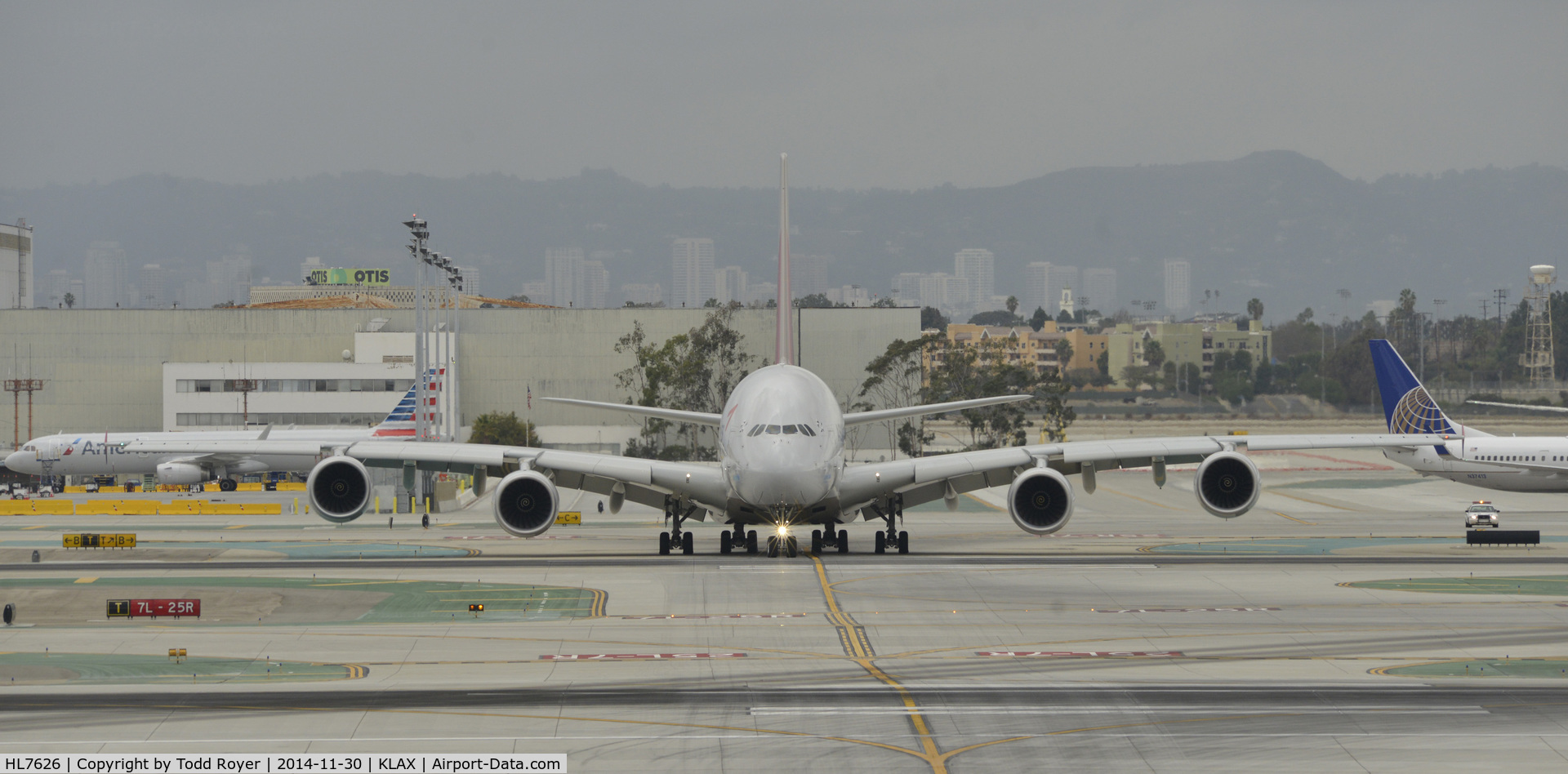 HL7626, 2013 Airbus A380-841 C/N 155, Taxing for departure at LAX