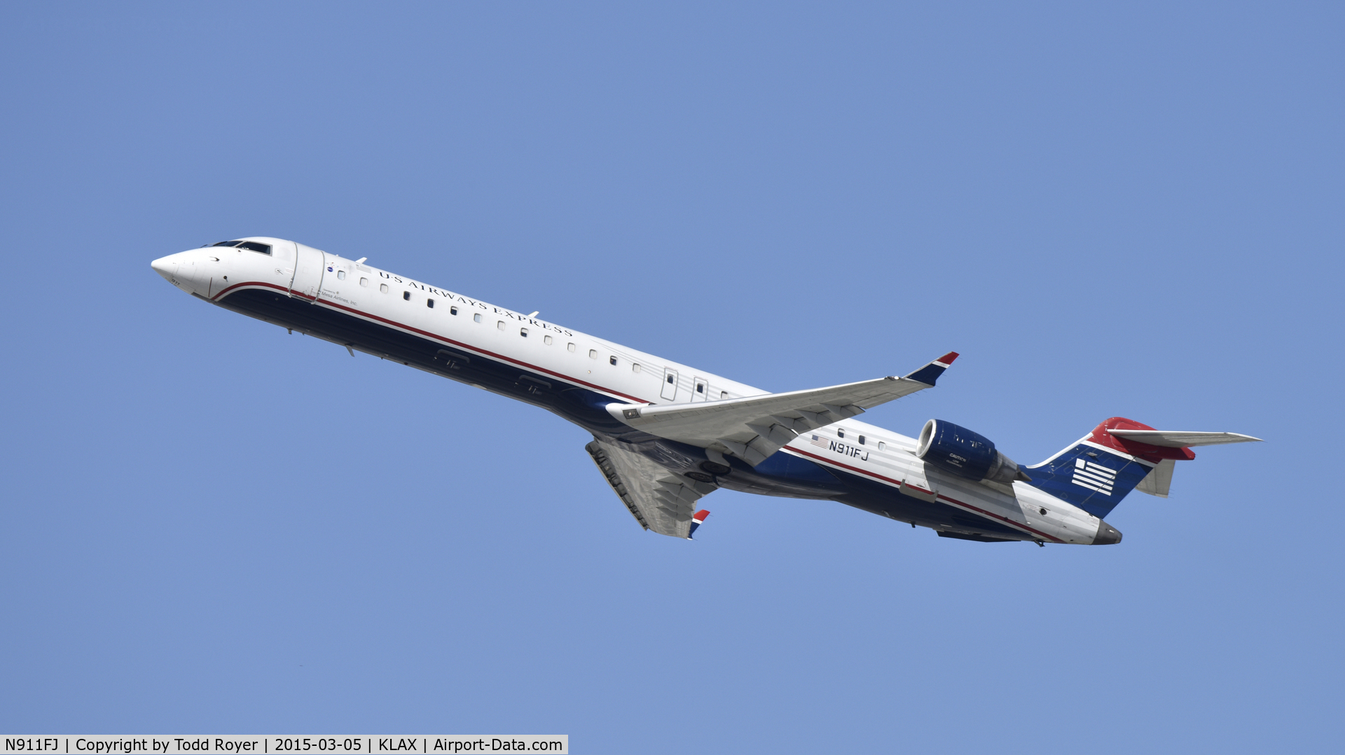 N911FJ, 2003 Bombardier CRJ-900ER (CL-600-2D24) C/N 15011, Departing LAX on 25R