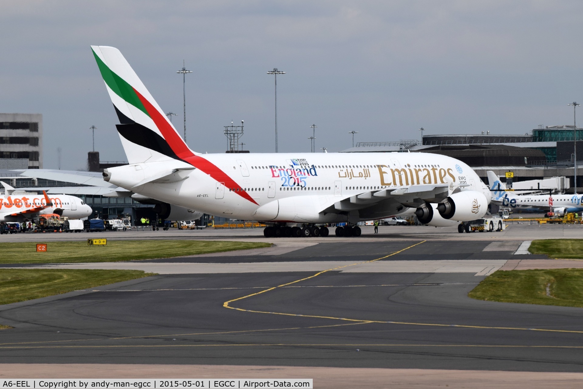 A6-EEL, 2013 Airbus A380-861 C/N 133, being pushed back by an tug and soon will taxi out to the runway for take off on -05L
