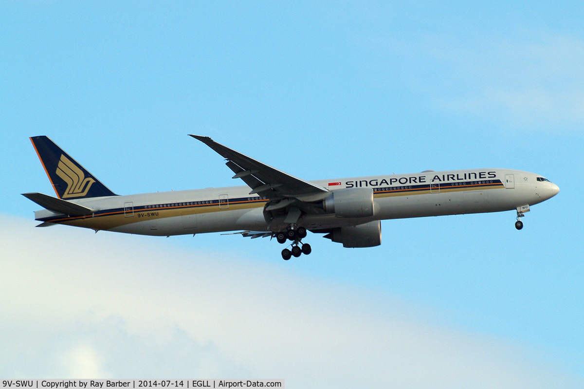 9V-SWU, 2013 Boeing 777-312/ER C/N 42235, Boeing 777-312ER [42235] (Singapore Airlines) Home~G 14/07/2014. On approach 27L