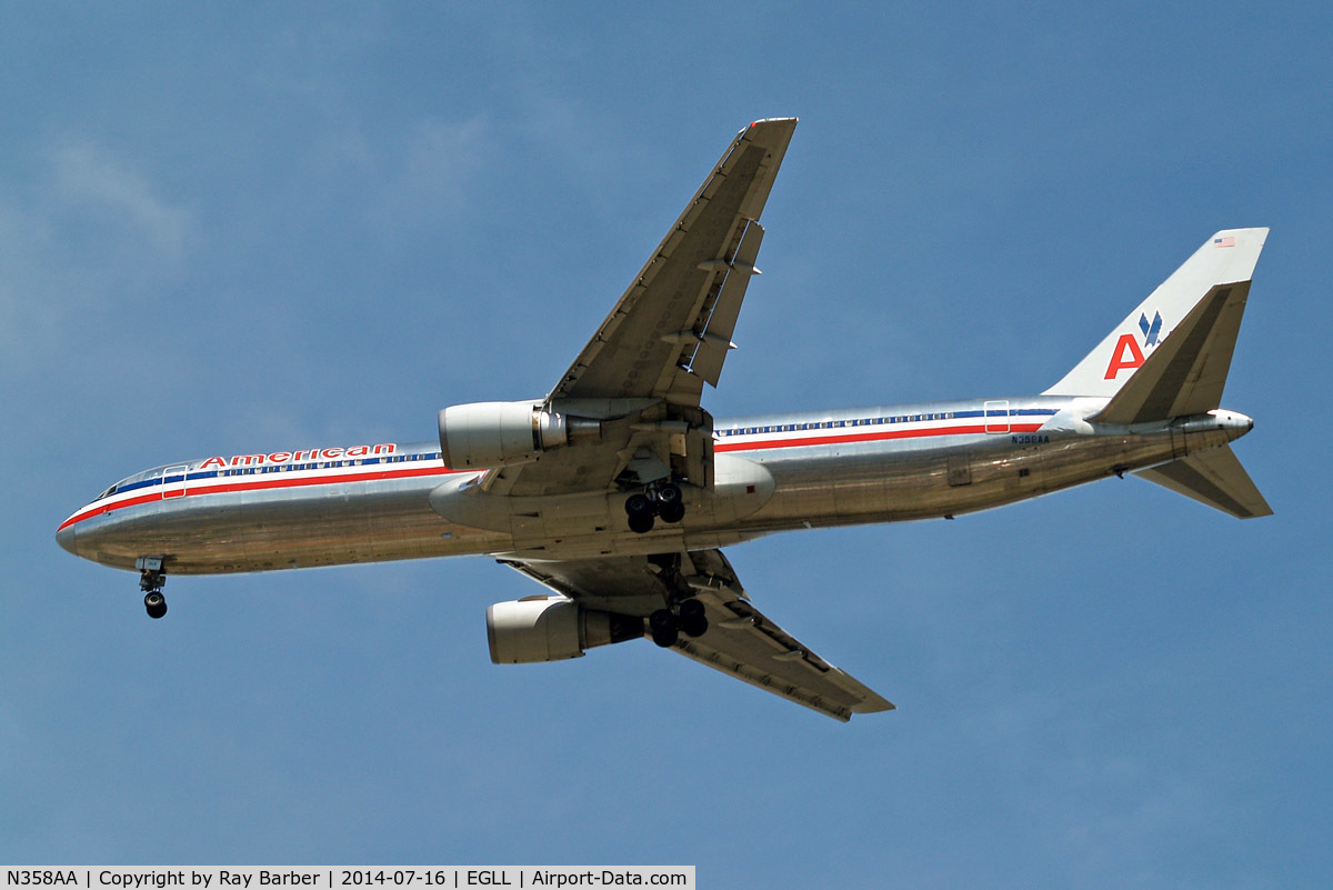 N358AA, 1988 Boeing 767-323 C/N 24039, Boeing 767-323ER [24039] (American Airlines) Home~G 16/07/2014. On approach 27R.