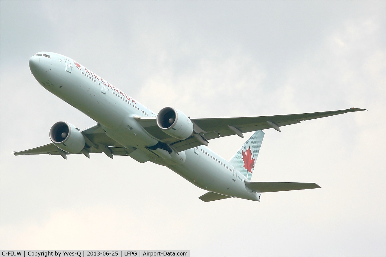 C-FIUW, 2008 Boeing 777-333/ER C/N 35249, Boeing 777-333ER, Take off rwy 27L, Roissy Charles De Gaulle airport (LFPG-CDG)