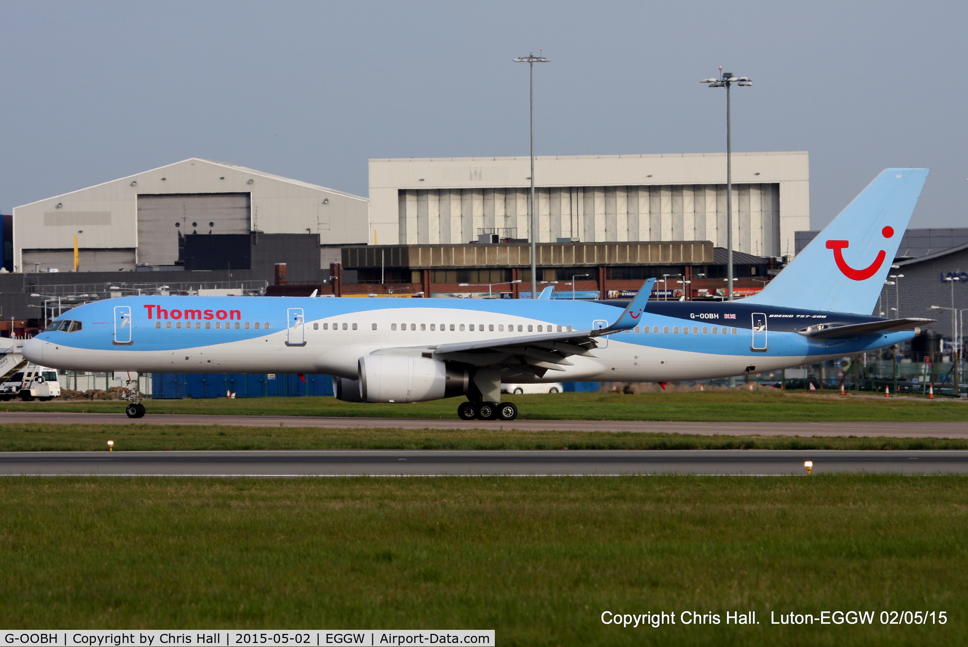 G-OOBH, 1999 Boeing 757-236 C/N 29944, Thomson