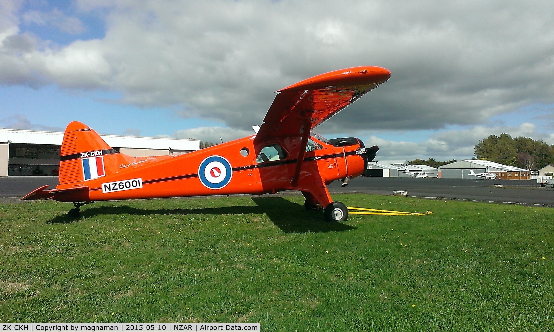 ZK-CKH, De Havilland Canada DHC-2 Beaver C/N 25, at Ardmore in autumn sun on mother's day