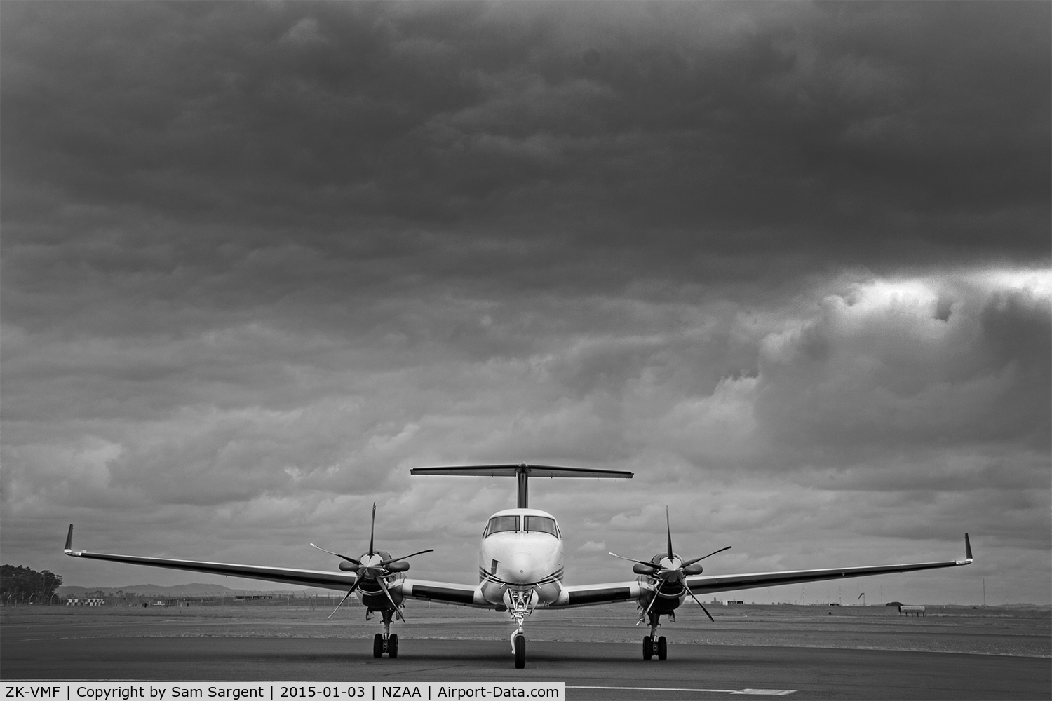 ZK-VMF, 2008 Hawker Beechcraft B200GT King Air C/N BY-57, ZK-VMF on NZAA apron for JetBLAK shoot (Image is copyrighted to BLAK International)