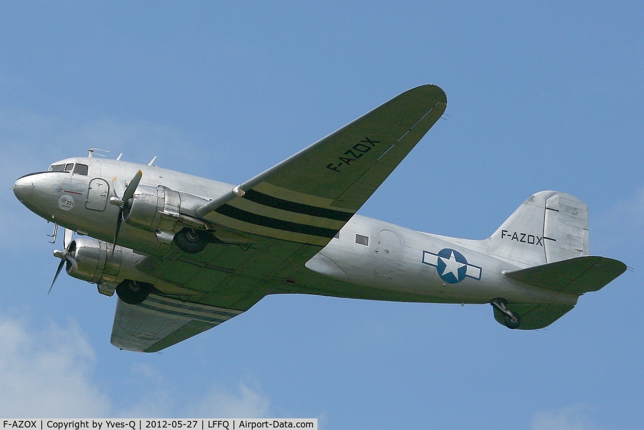 F-AZOX, 1945 Douglas DC-3C-S1C3G (C-47B-35-DK) C/N 16604, Douglas C-47B Dakota Mk4, La Ferté Alais Airfield (LFFQ) Air Show 2012