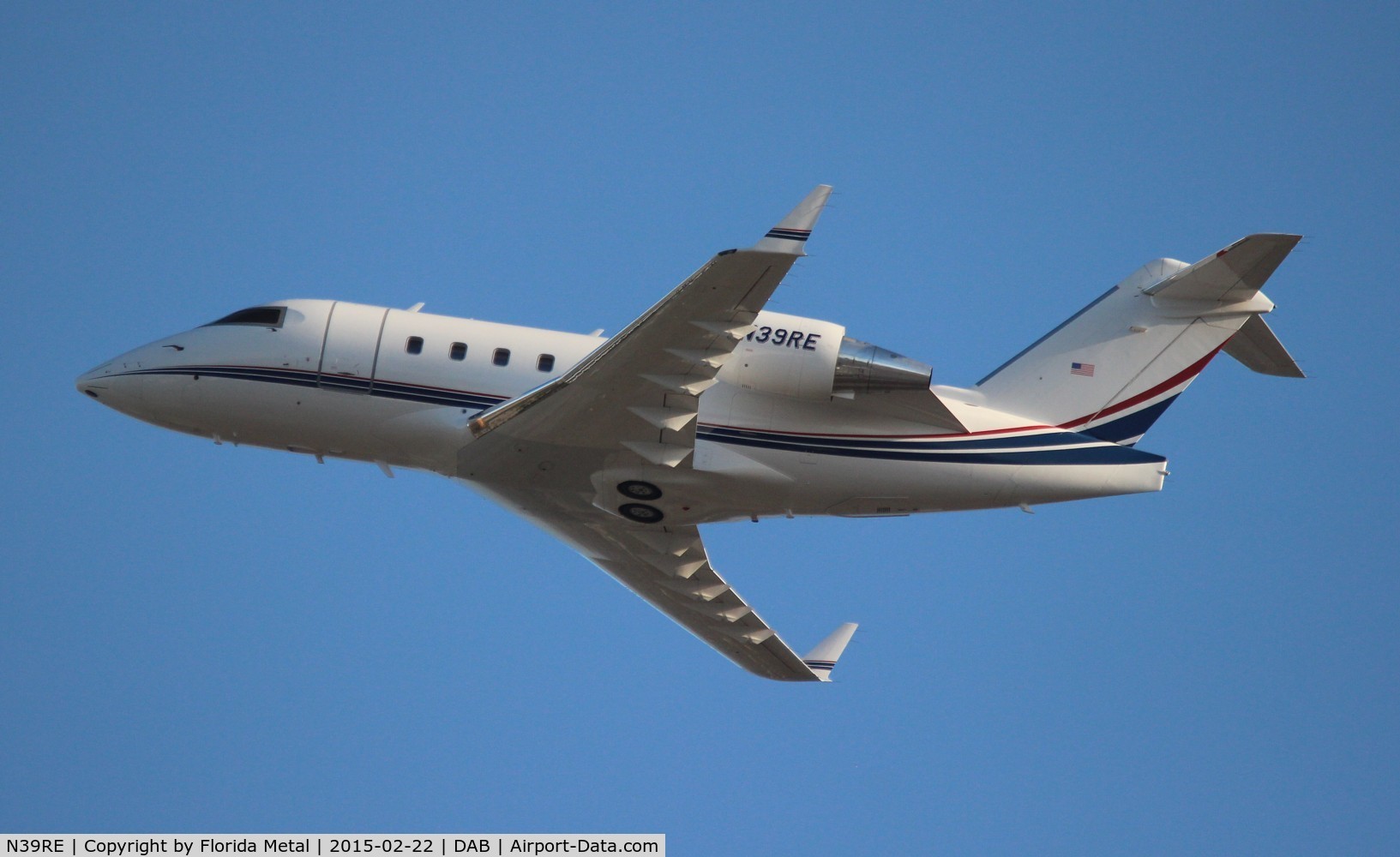 N39RE, 1999 Bombardier Challenger 604 (CL-600-2B16) C/N 5420, Challenger 604