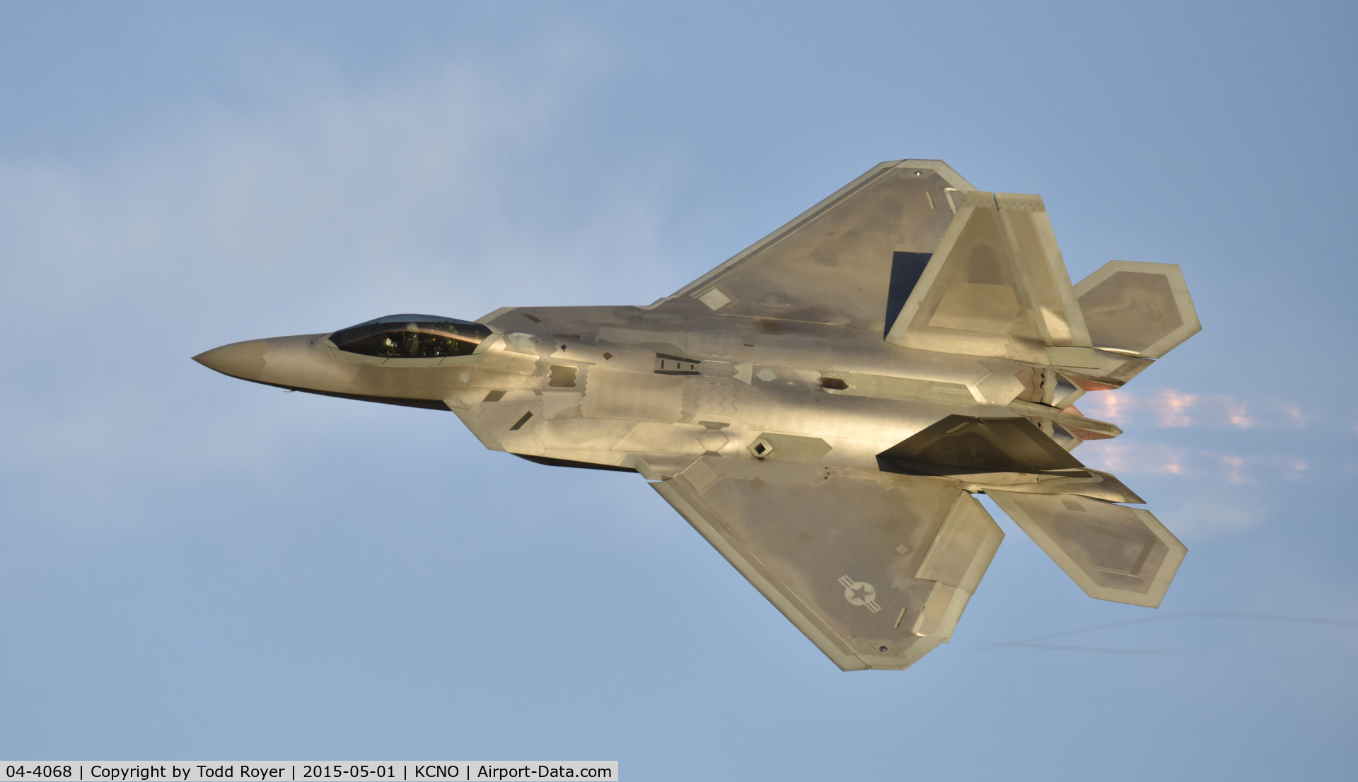 04-4068, 2004 Lockheed Martin F-22A Raptor C/N 4068, Flying at the 2015 Plains of Fame Airshow