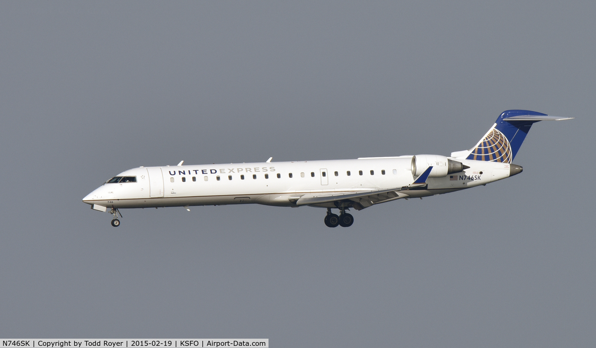 N746SK, 2005 Bombardier CRJ-700 (CL-600-2C10) Regional Jet C/N 10202, Landing at SFO