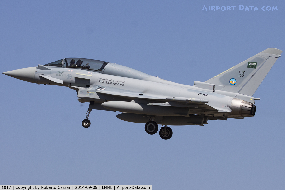 1017, 2014 Eurofighter EF-2000 Typhoon T.3 C/N ???/CT016, Runway 31