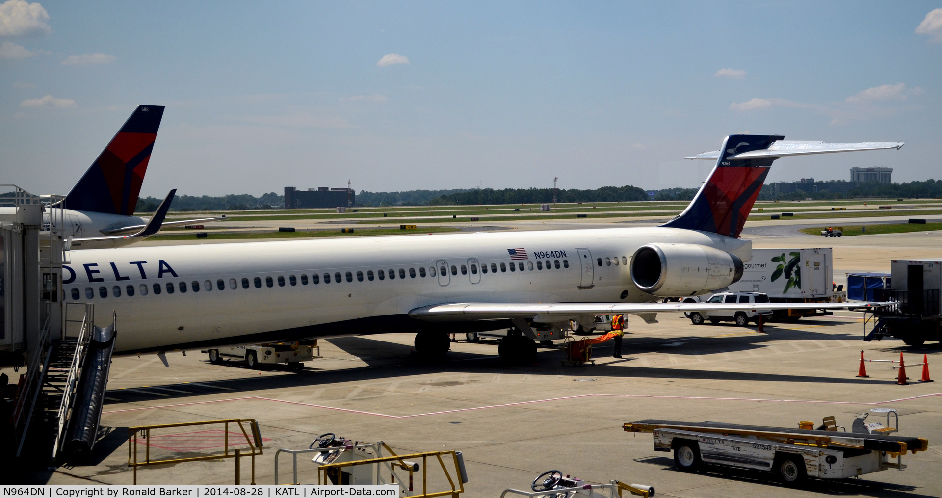 N964DN, McDonnell Douglas MD-90-30 C/N 60001, At the gate Atlanta