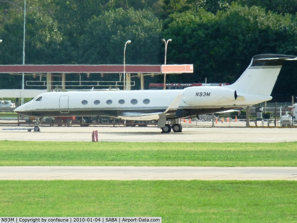 N93M, 1999 Gulfstream Aerospace G-V C/N 567, A northern visitor in Buenos Aires