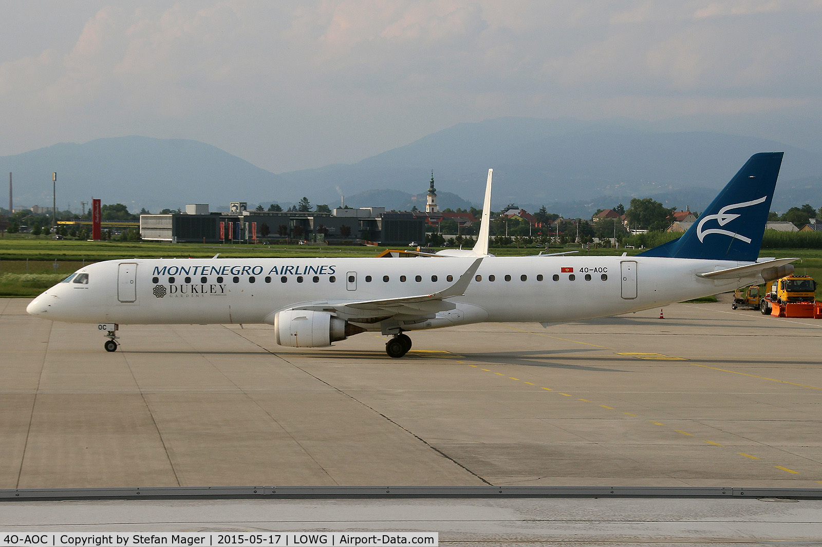 4O-AOC, 2010 Embraer 195LR (ERJ-190-200LR) C/N 19000358, Montenegro Airlines Embraer 195 @GRZ