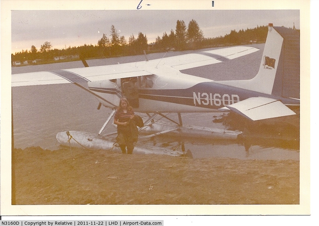 N3160D, 1955 Cessna 180 C/N 31958, N3160D on Lake Spenard