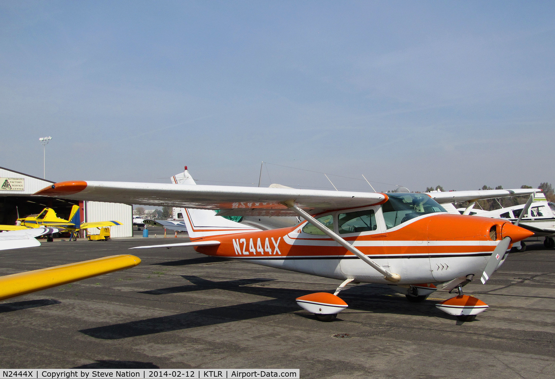 N2444X, 1965 Cessna 182H Skylane C/N 18256344, Cessna 182H @ Mefford Field (Tulare, CA)