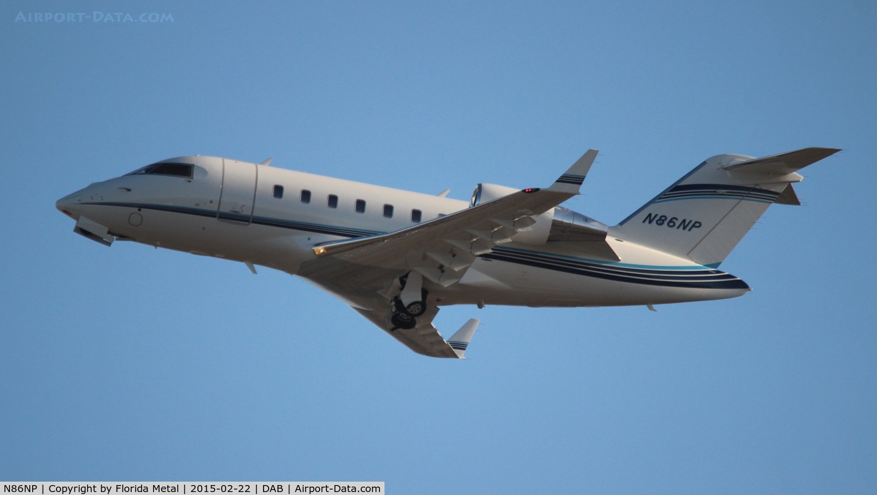 N86NP, Bombardier Challenger 605 (CL-600-2B16) C/N 5874, Challenger