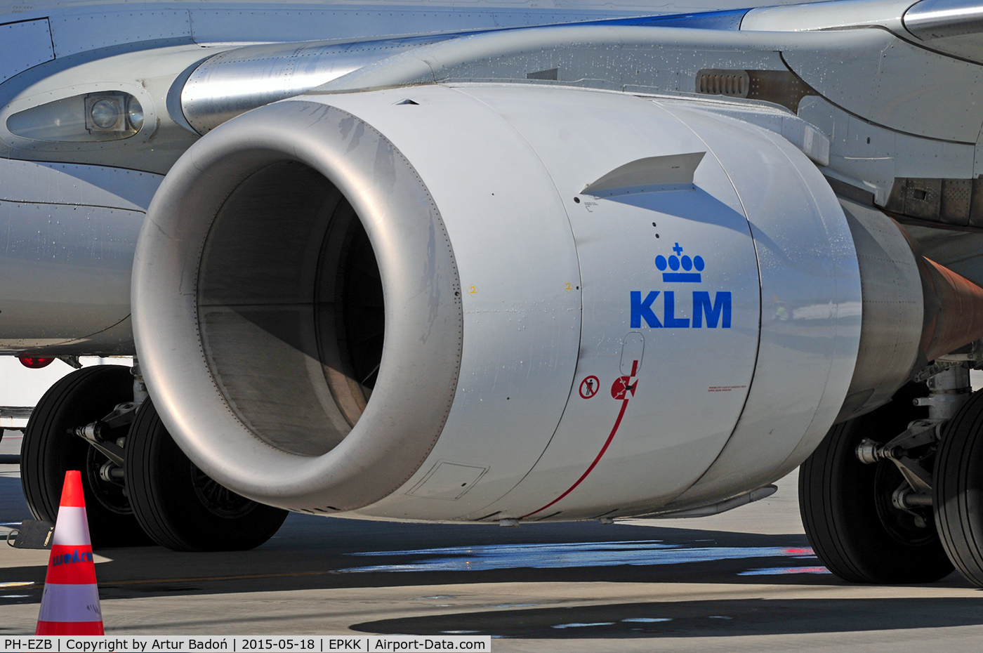 PH-EZB, 2008 Embraer 190LR (ERJ-190-100LR) C/N 19000235, KLM