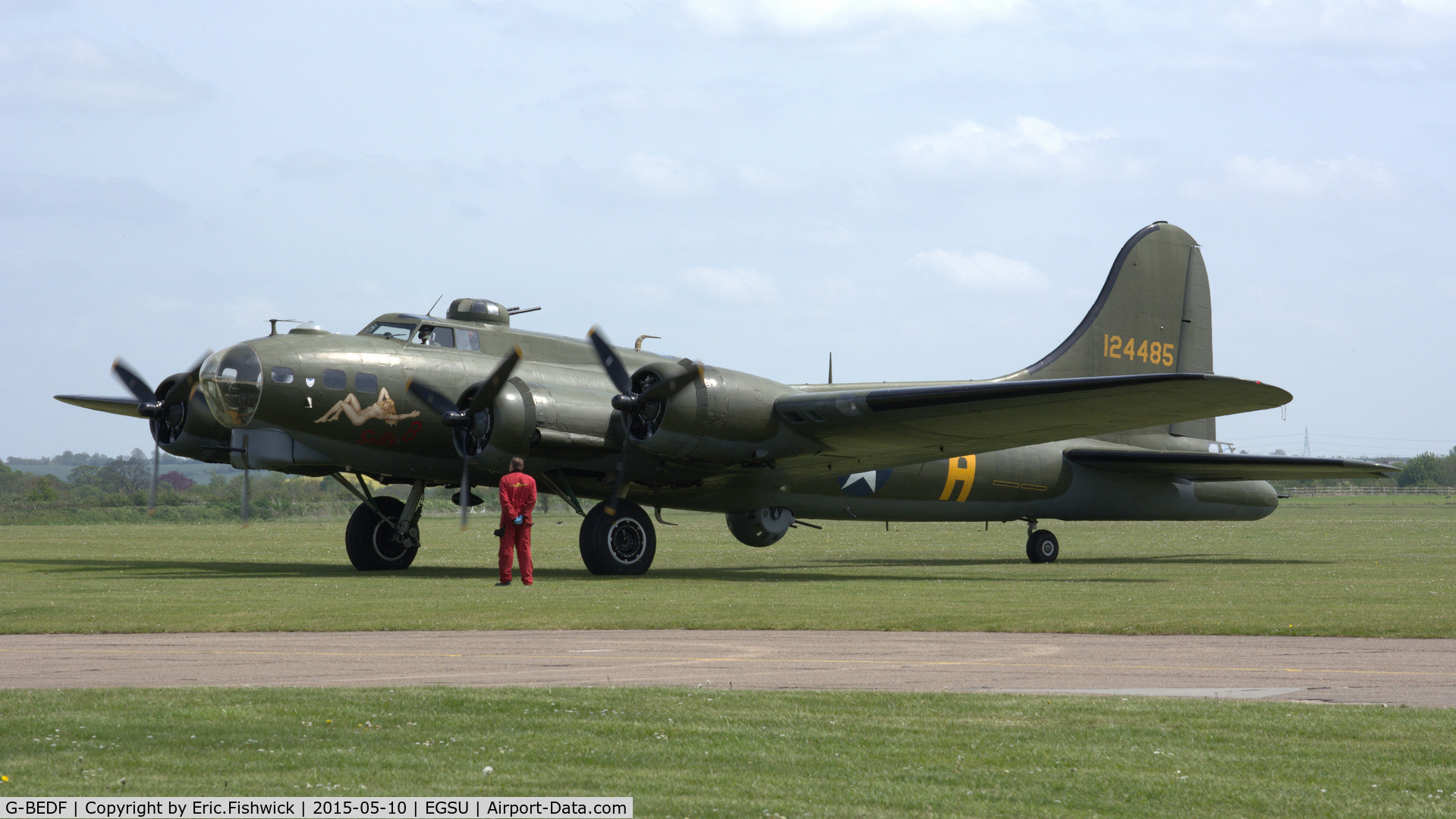 G-BEDF, 1944 Boeing B-17G Flying Fortress C/N 8693, 2. G-BEDF during engine run-up at Duxford Airfield.