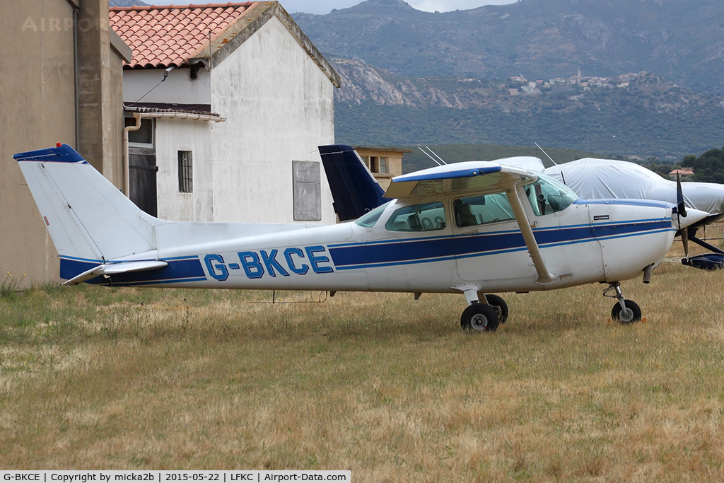 G-BKCE, 1982 Reims F172P Skyhawk C/N 2135, Parked