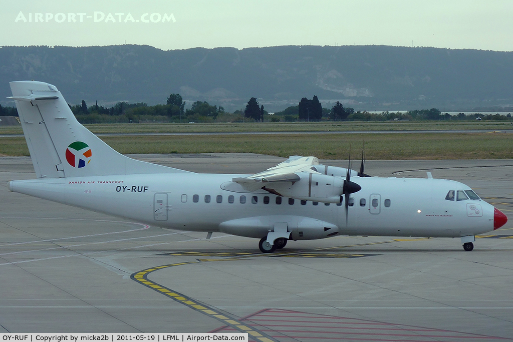 OY-RUF, 1997 ATR 42-500 C/N 515, Taxiing