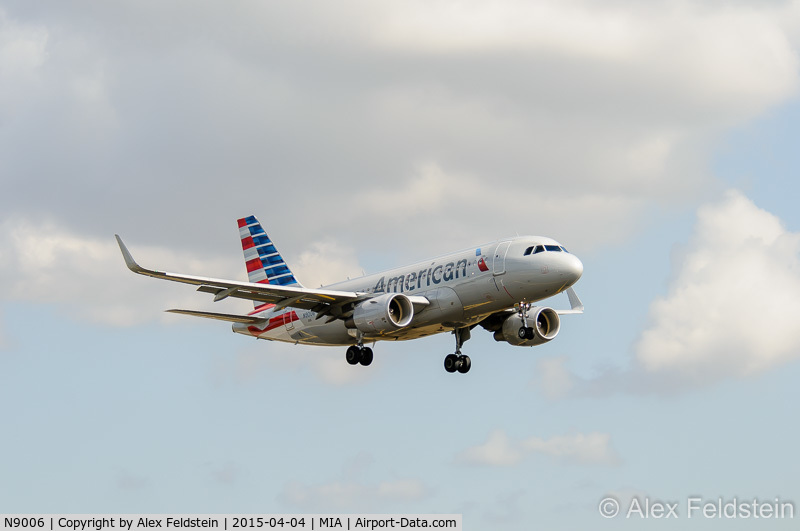 N9006, 2013 Airbus A319-115 C/N 5761, Miami International